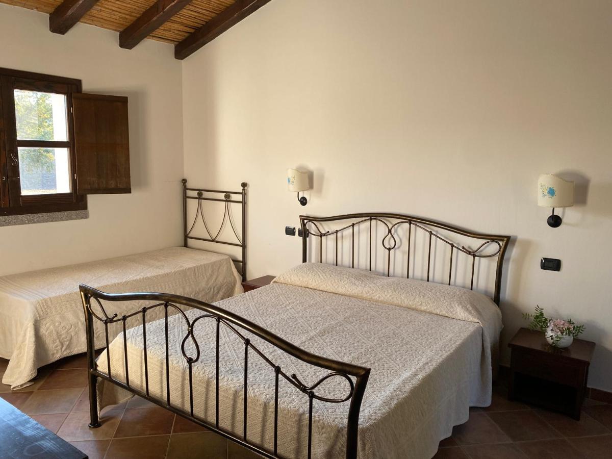 Li Paduleddi Country Guest House Olbia Zewnętrze zdjęcie